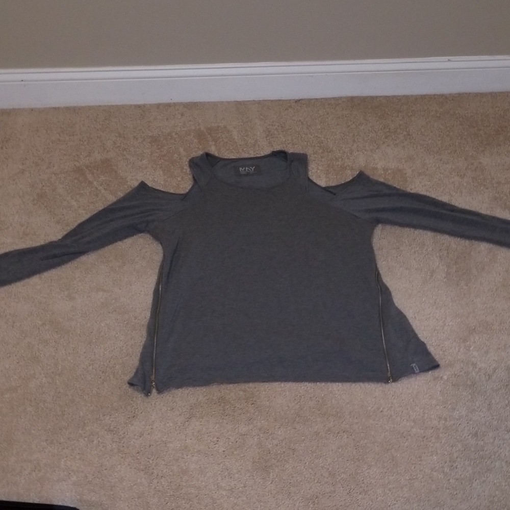Marc New York cold shoulder zip top